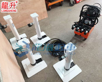 電動(dòng)同步分離爪式千斤頂實(shí)物圖二